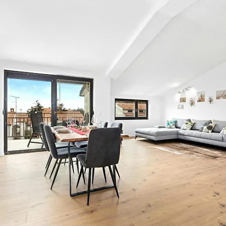 Crogo Casa Elizabeta *