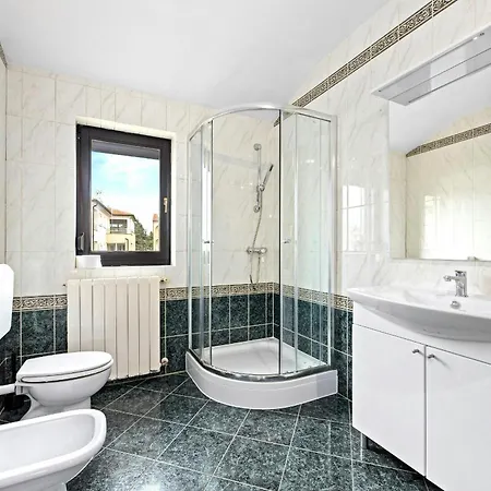 Crogo Casa Elizabeta